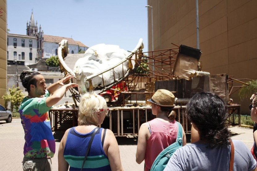 Samba Soul Experience – Visit to Samba School’s Warehouse