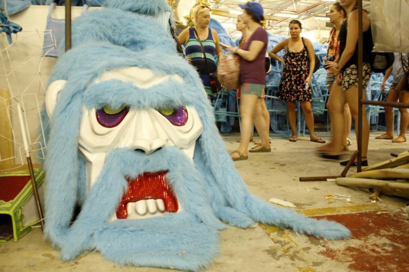 Samba Soul Experience – Visit to Samba School’s Warehouse