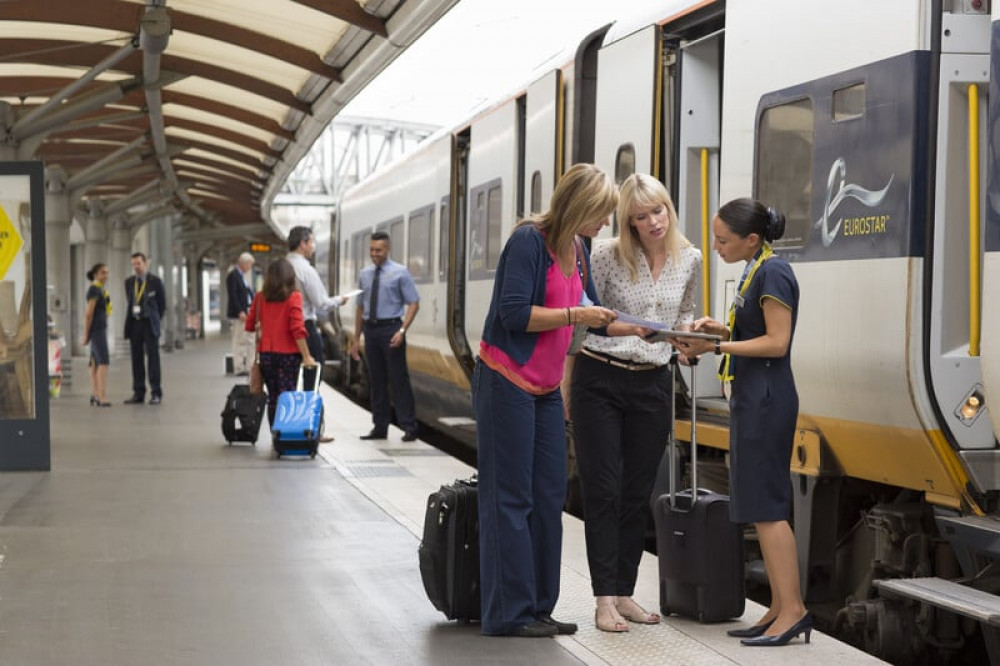 Day Trip to Paris From London With an Escort Onboard the Eurostar