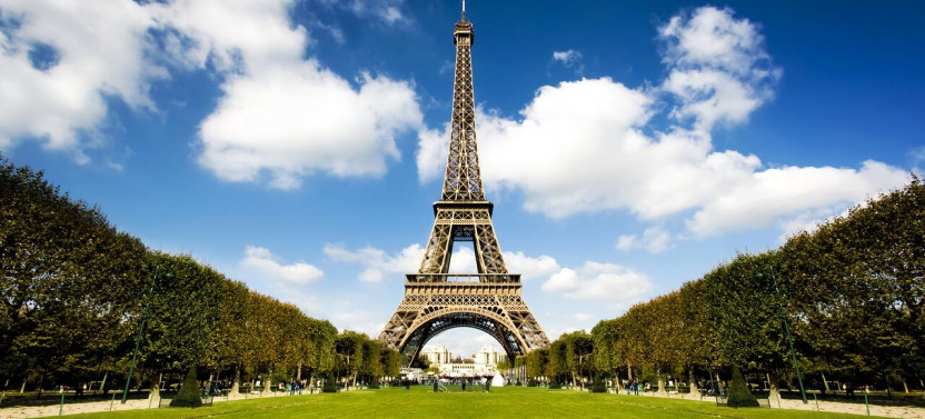 Luxury Escorted Paris Day Trip with Lunch on the Eiffel Tower