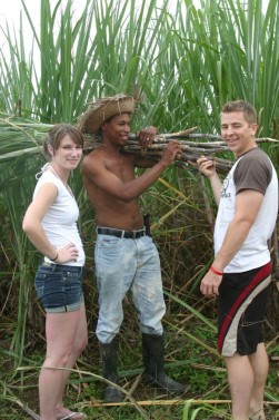 Bayaguana Runners - Sugrcane Field + Cigar Making Experience