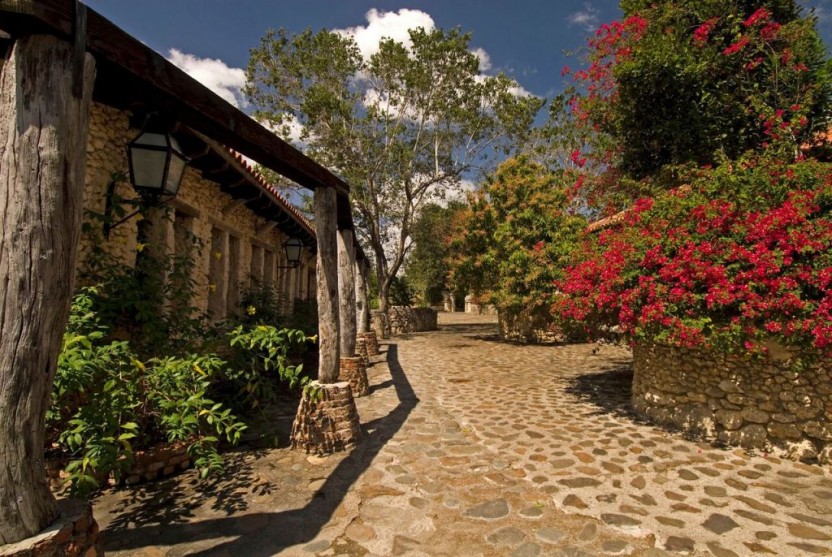 La Romana - Altos De Chavon Shopping Tour