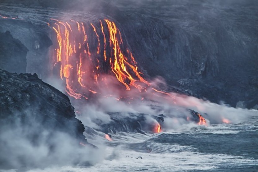 Hawaii Volcano Eco-Adventure & Helicopter Tour from Kauai