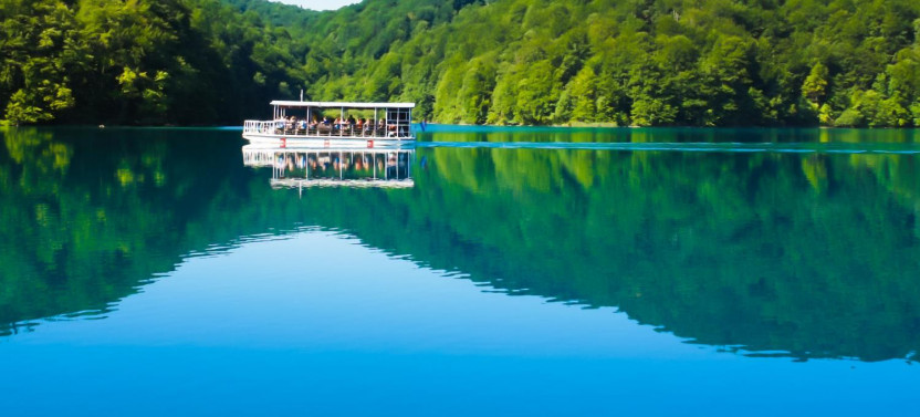 Split to Zagreb with Plitvice entrance included
