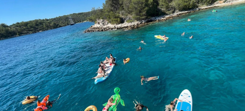 Hvar & 3 Islands Tour