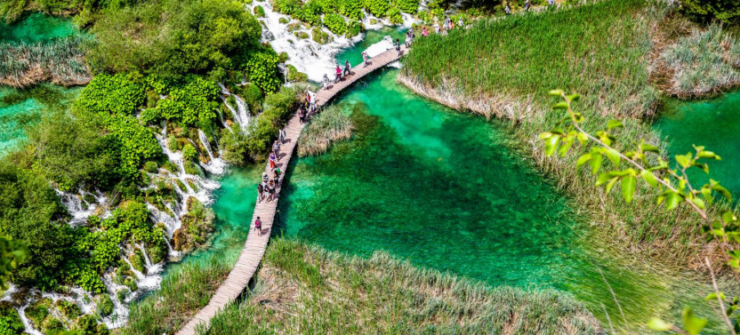 Split Zagreb Transfer with Stop at Plitvice Lakes