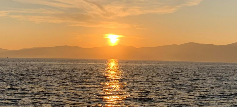Sunset Cruise with Gray Line boat