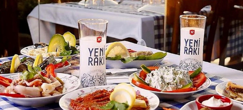 Istanbul Culinary Tour: Local Tavern and Gourmet Street Foods