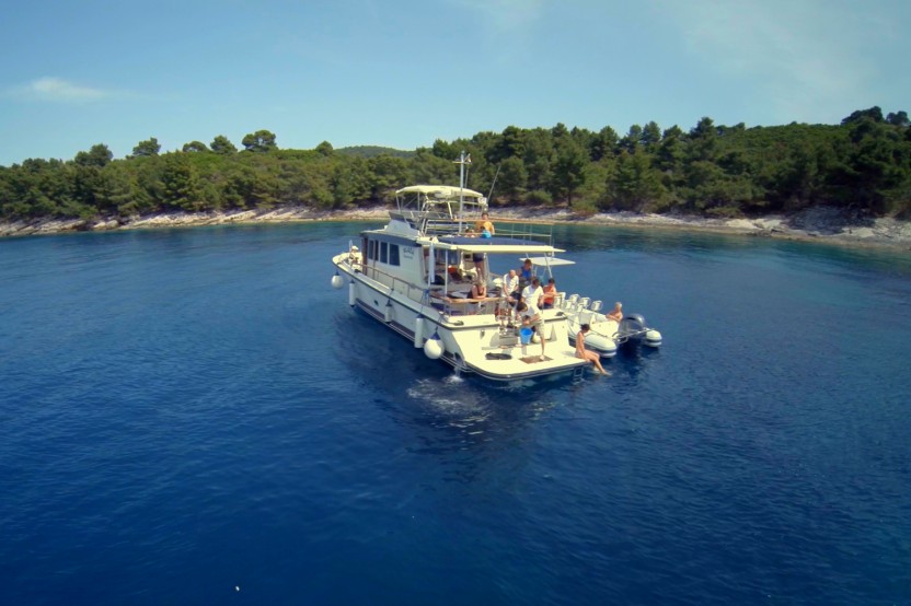 Sunset Cruise & VIP Dinner