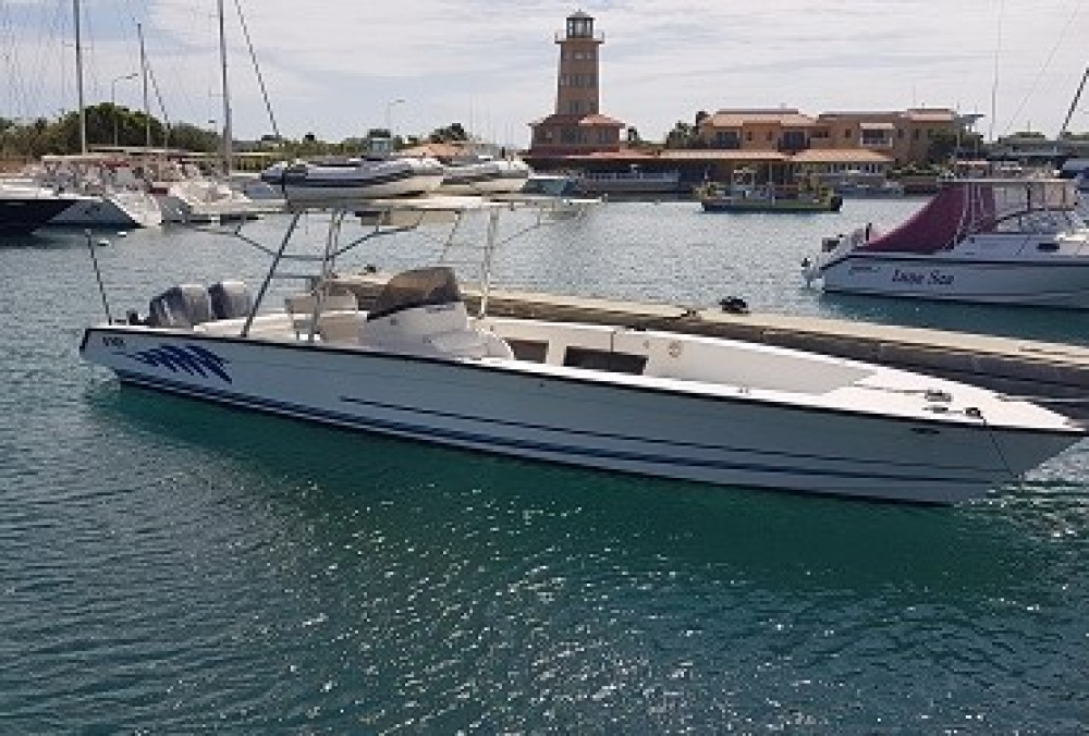 Private Boat Charter in Bonaire With Dedicated Captain