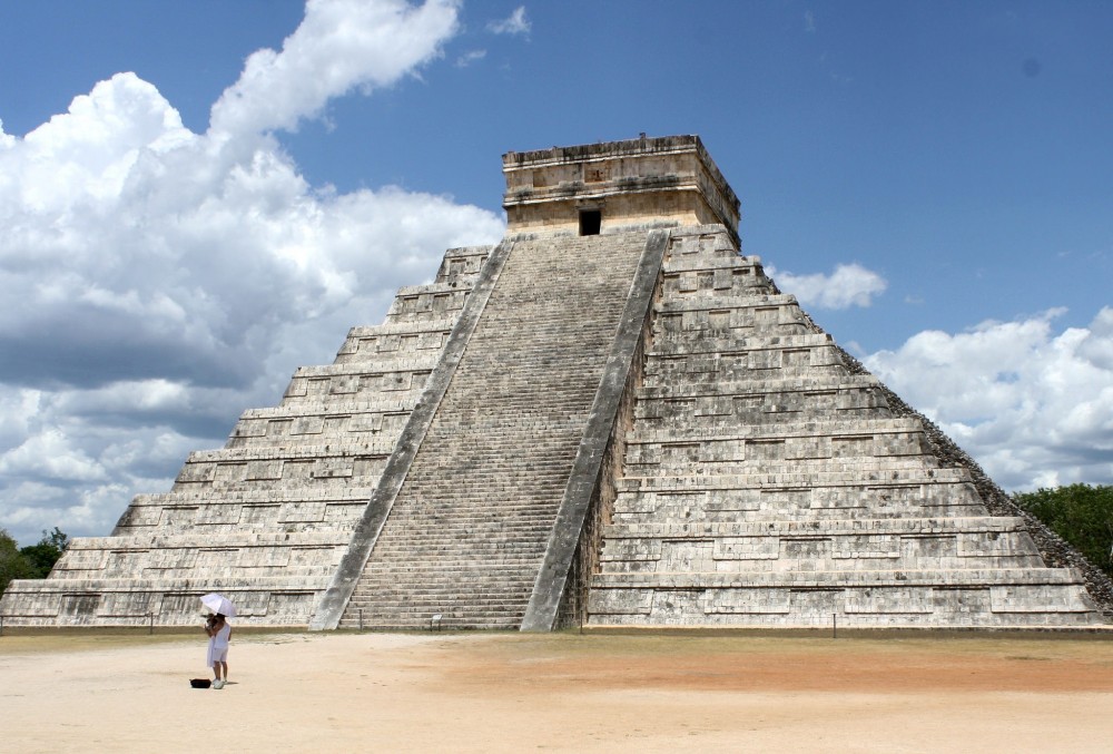 chichen itza and tulum in one day