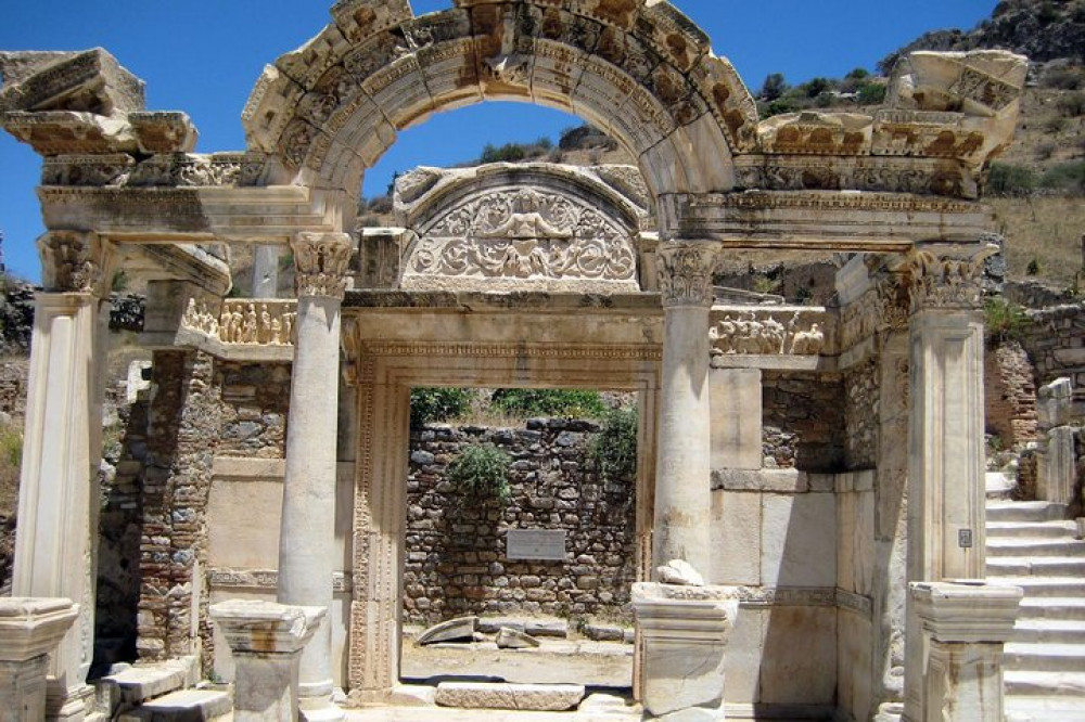 Ancient Ephesus Tour with Lunch - Selçuk | Project Expedition