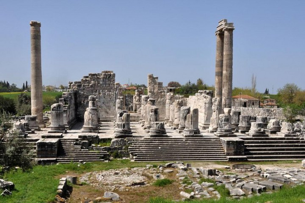 Priene Miletus Didyma Tour with Lunch