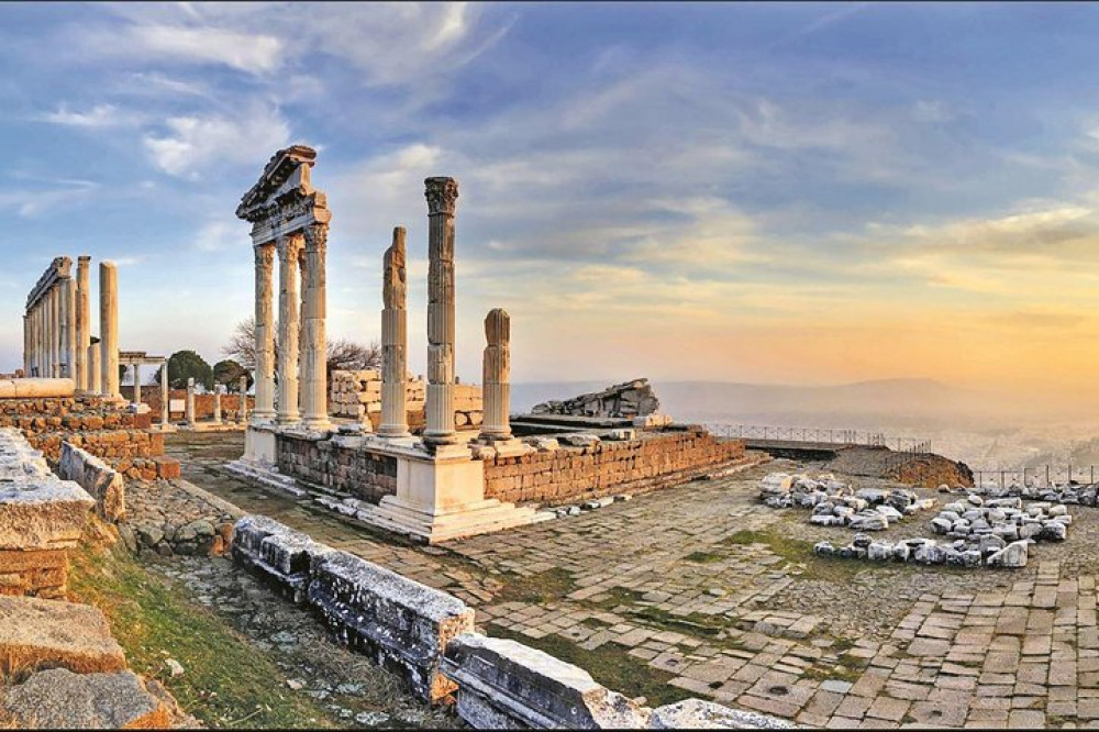 Pergamon Group Tour with Lunch - Izmir | Project Expedition