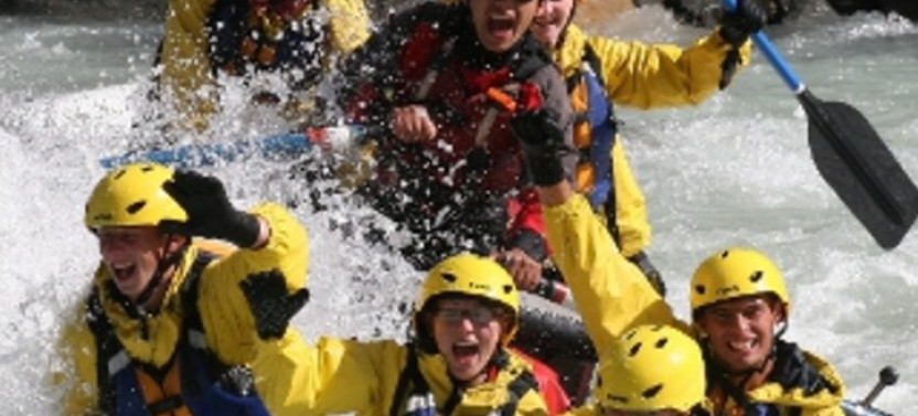 Kicking Horse River Exciter Rafting Tour- 14 Rapids from Class 2-4