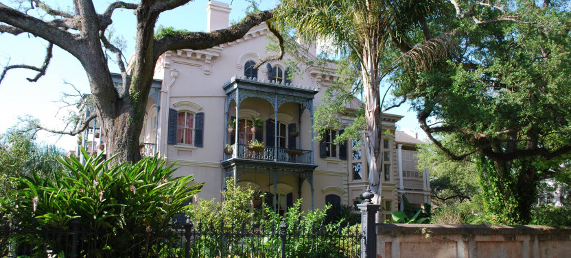 Garden District History & Architecture Tour - Semi Private