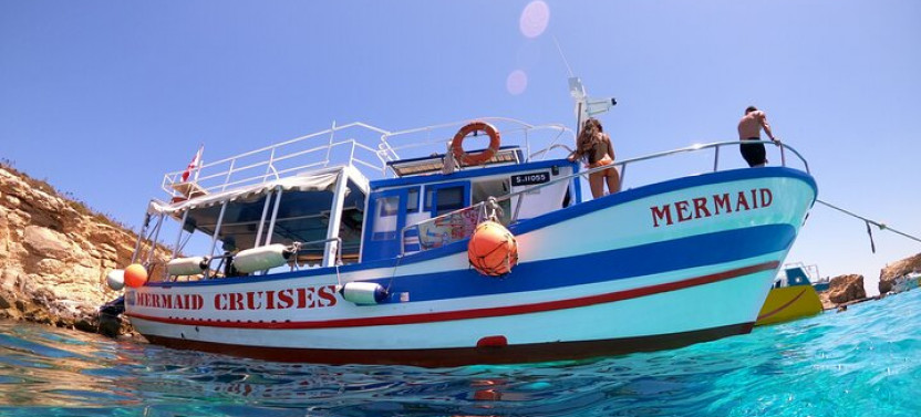 Blue Lagoon, Comino & Sea Caves Tour