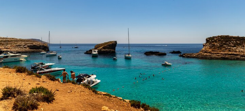 Blue Lagoon, Comino & Sea Caves Tour