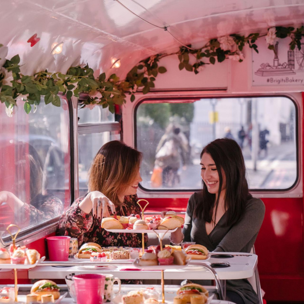 Dc High Tea Bus Afternoon Tea Sightseeing Tour on Vintage Bus - London | Project Expedition