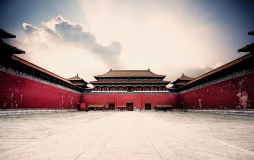 Beijing by Bus: Tiananmen Square, Forbidden City, & More