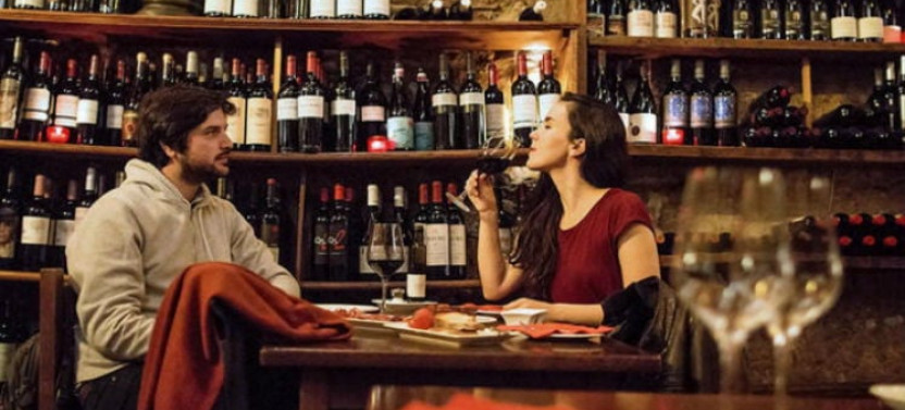 Morning Food, Wine & Tapas Tasting Tour in Barcelona with a Local Guide