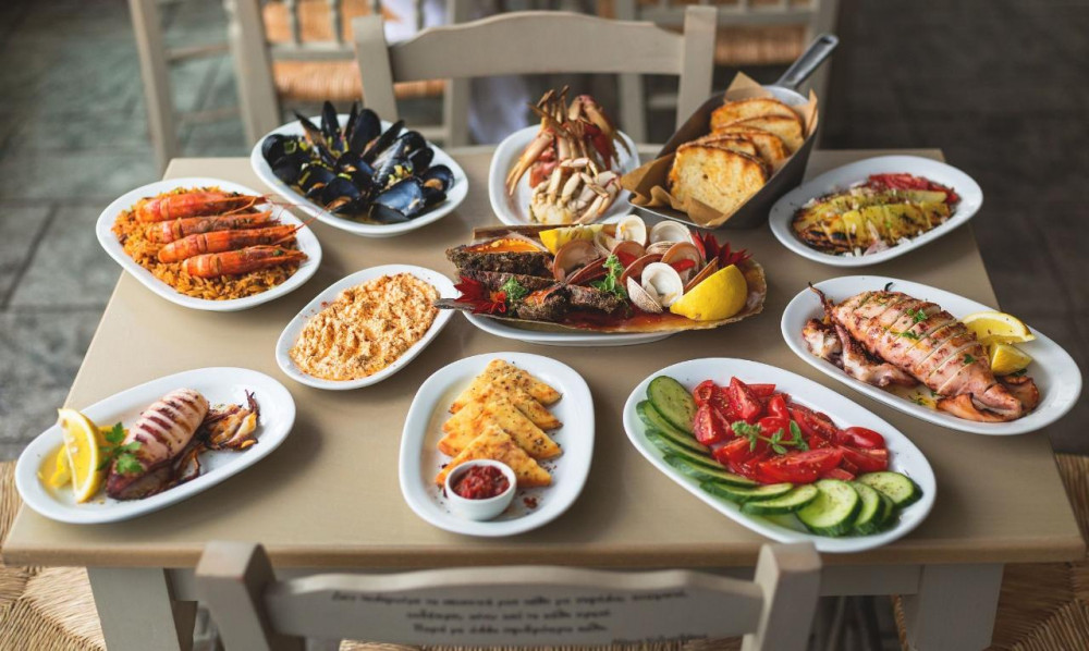 Enjoy Stunning Seafood With An Acropolis View