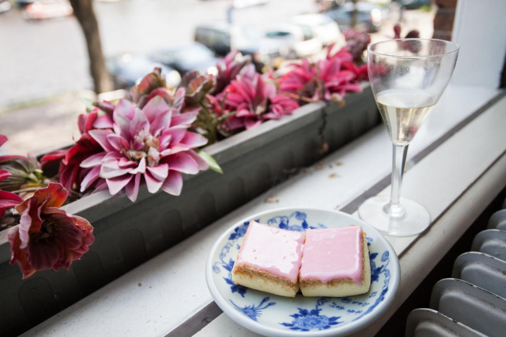 Discover Amsterdam's Culinary Scene: Morning Food Tour