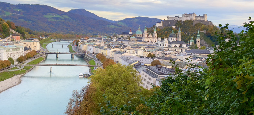 2h Sound of Music City Sights - Private Tour