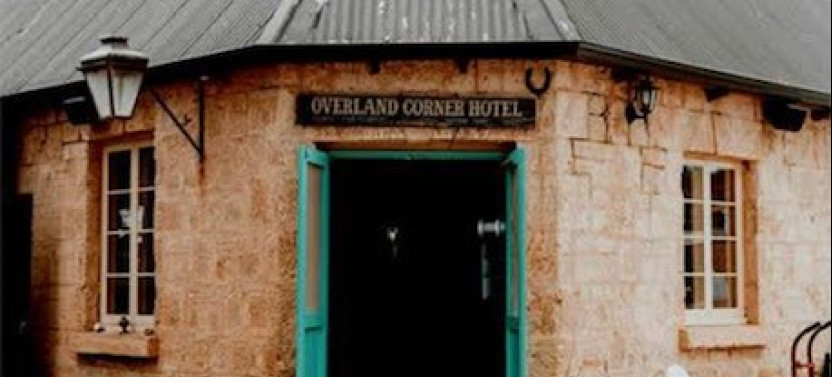 Overland Corner Hotel
