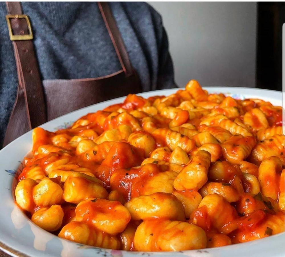 Rialto market tour & Italian cooking class with a local