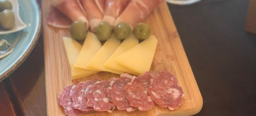 Food & Wine Tasting In Dubrovnik Old Town