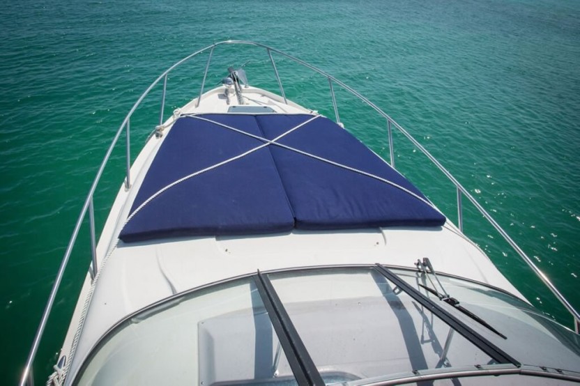 28' Regal Yacht Rental - In-Ha Snorkel & La Bocana