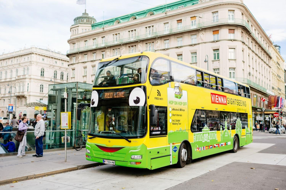 24h Vienna Hop On Hop Off Sightseeing Bus Tour Ticket with Audioguide