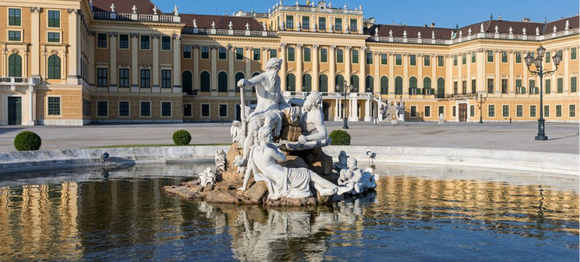 Guided Tour of Schönbrunn Palace & Gardens with Fast Entry Admission