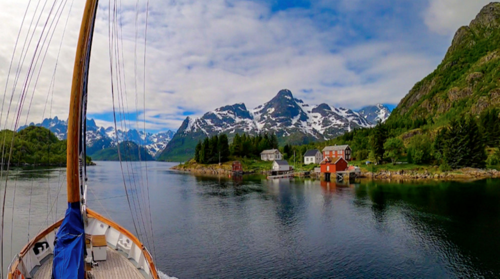 Fjord Cruise & Fishing (8hrs)