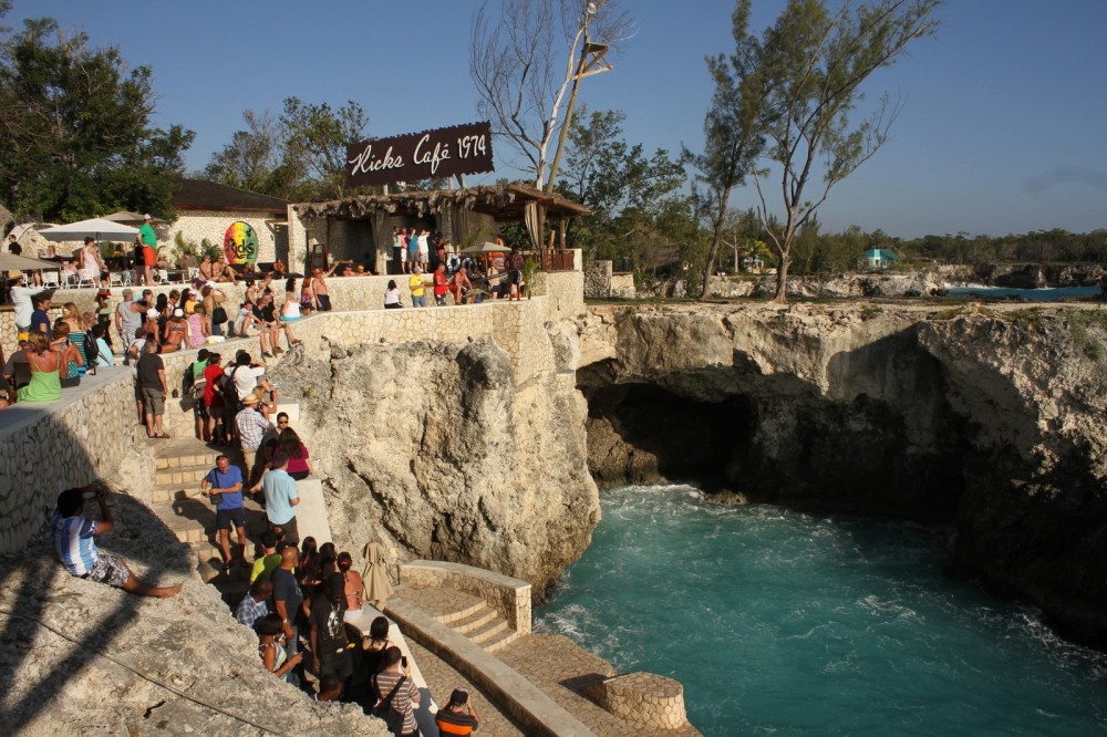 Negril Beach Experience & Rick's Cafe | Trip Ways