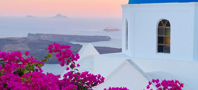 6 Hours - Explore Santorini By Private Vehicle