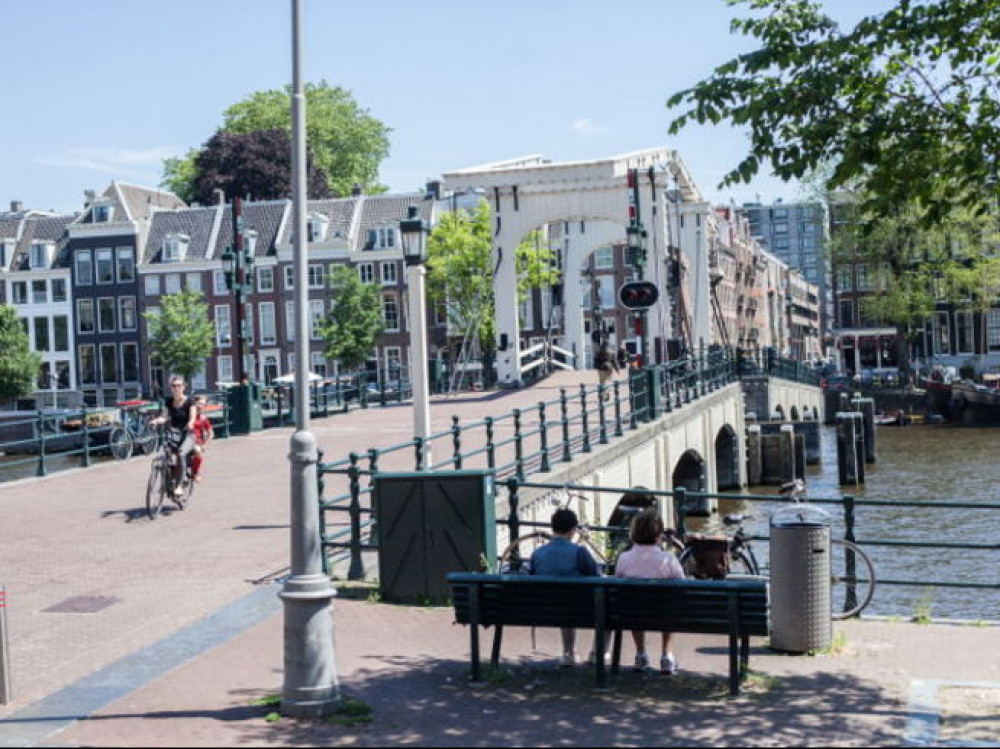 pancake canal tour amsterdam