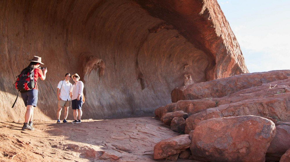 Uluru Morning Guided Base Walk