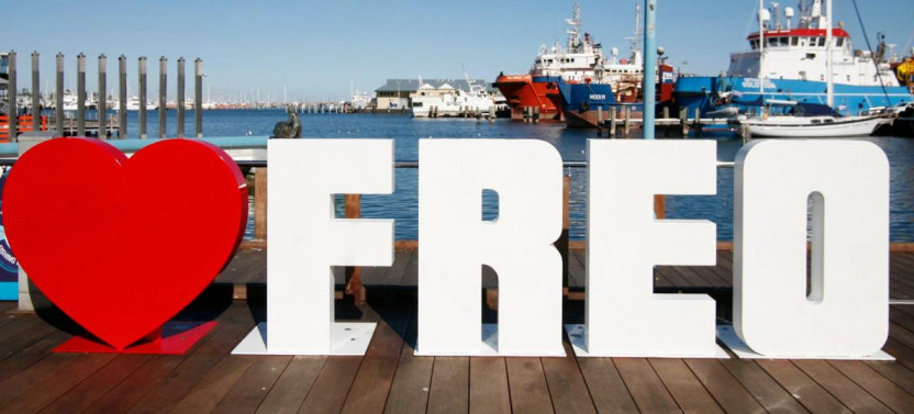 Perth Highlights Tour: City, Fremantle, Rottnest & Swan River Cruise