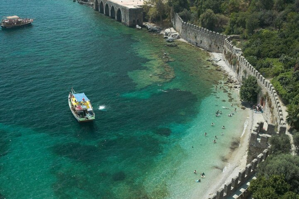 Alanya Zeus Boat Tour