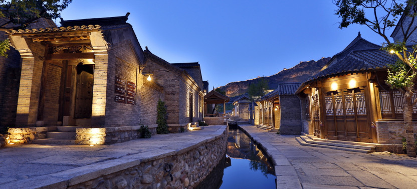 Private Transfer: Independent Tour to Gubei Water Town & Simatai Great Wall