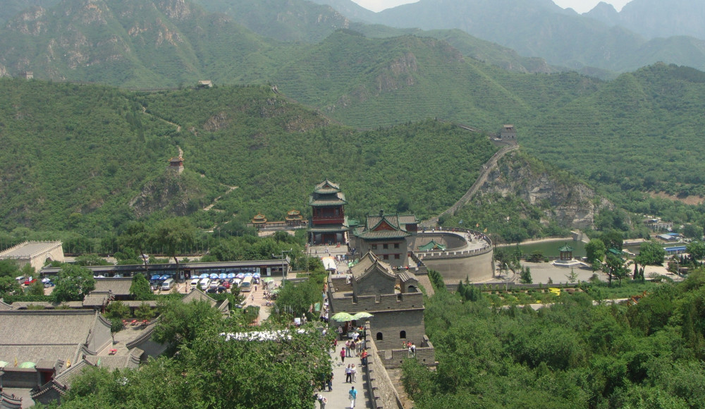 Private Tour: Juyongguan Wall, Summer Palace with Peking Roast Duck Lunch