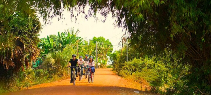Angkor Jungle Biking Adventure Private Cycling Tour