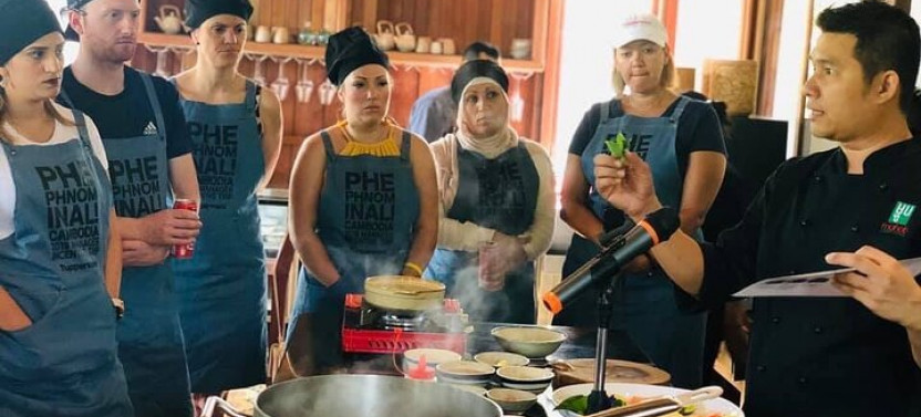 Private Cambodia Cooking Class & Floating Village Tour at Tonle Sap Lake