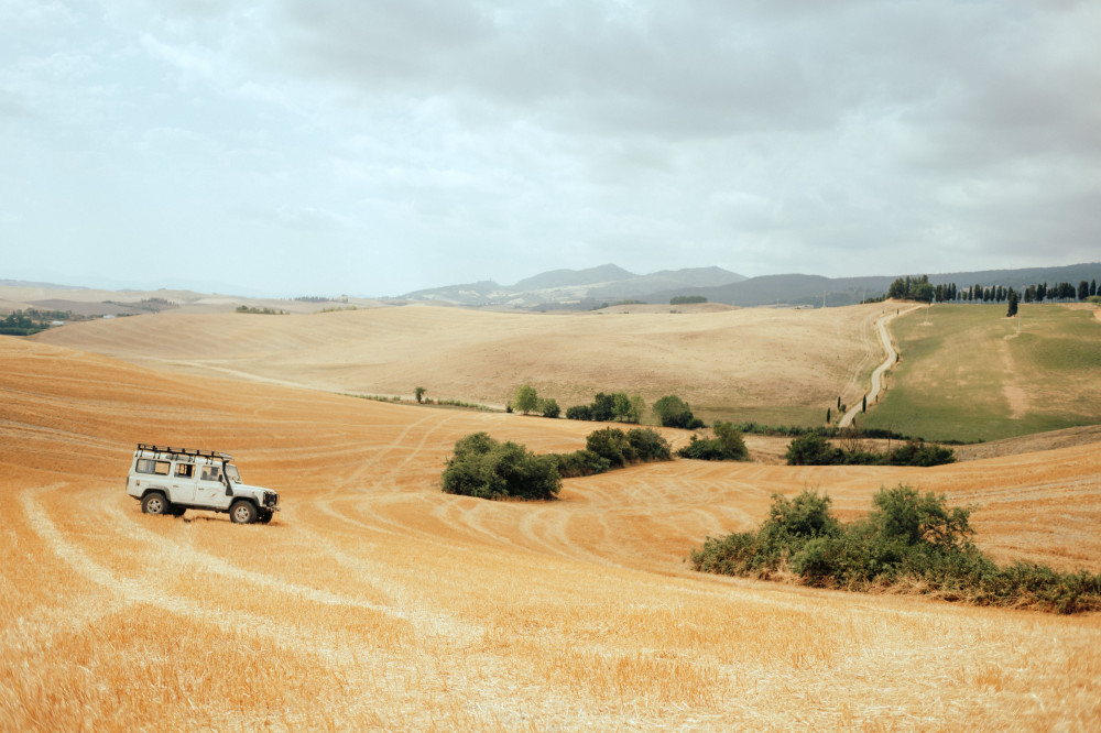 Adventure Tuscany Tour: Off-Road 4WD Ride, Honey & Wine Tasting