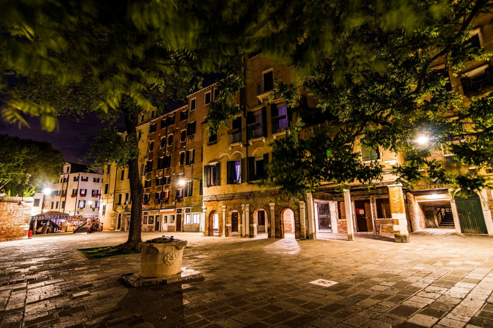 Venice: 2-Hour Private Walking Tour at Night