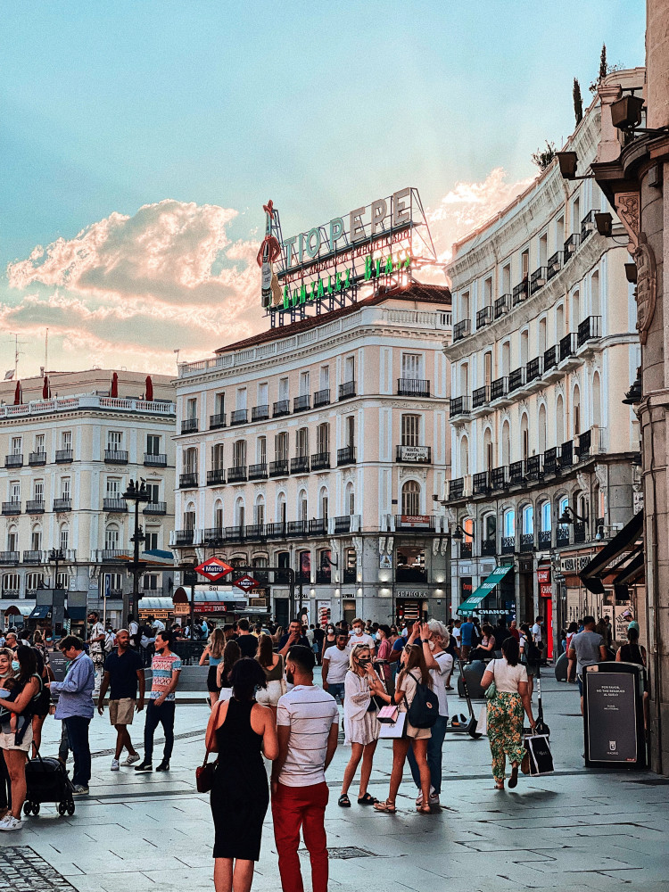 Half Day Custom Madrid Tour With Local