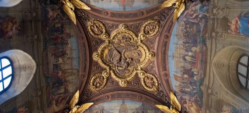 Private Louvre Private Guided Tour – Essentials and More with an Expert