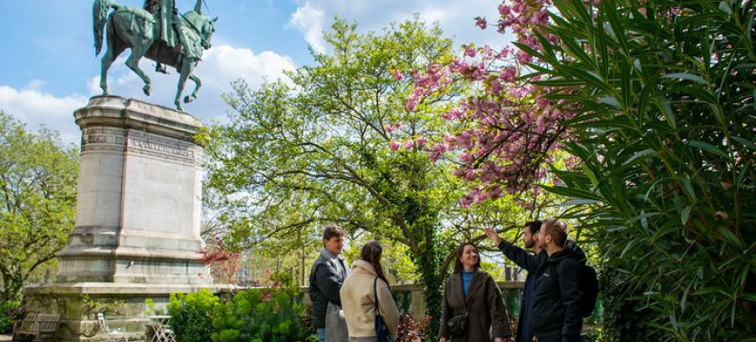 Explore Paris In Half A Day: Private Custom Tour With Local Guide